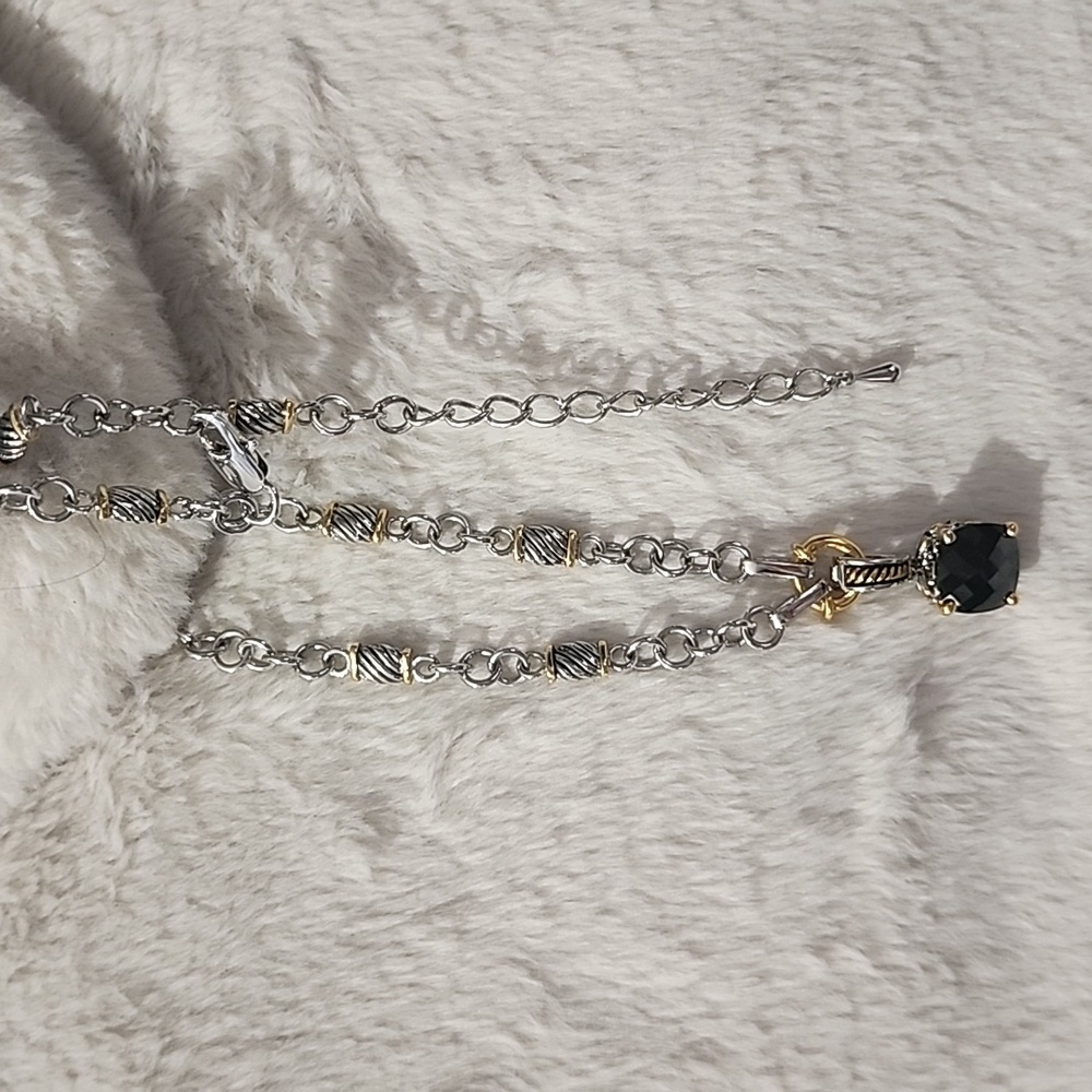 Elegant Silver and Gold Pendant Necklace With 3 Pendants New CONDITION
